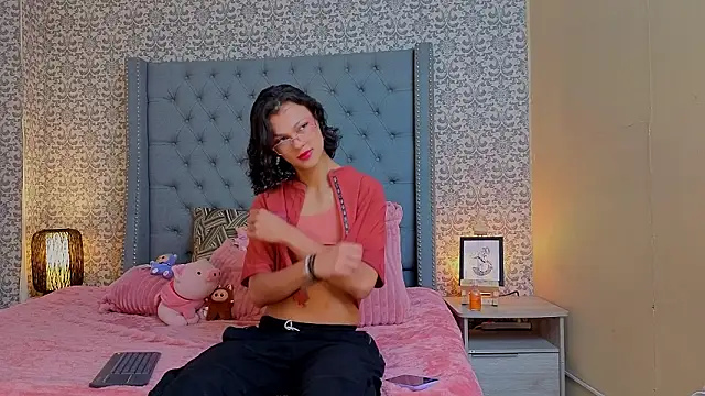 Indi rave online show from 02/05/26, 01:05