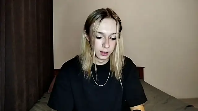 icebenz online show from 11/26/25, 02:29