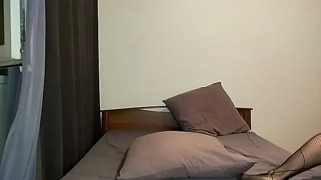 icebenz online show from 12/02/25, 02:12