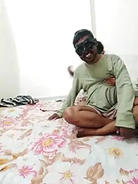 Snapshot of Fucking_Naughty_Couple chatting on 11/29/25, 07:44 Fucking Naughty Couple online show from 11/29/25, 07:44