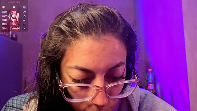 Snapshot of zylla_storn chatting on 07/18/26, 10:46 zylla storn online show from 07/18/26, 10:46