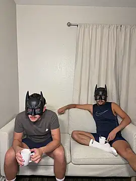 dylan-jacob12 online show from 11/05/25, 02:44