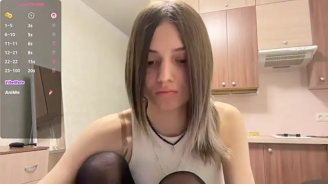 AidaGloshen online show from 12/03/25, 01:42