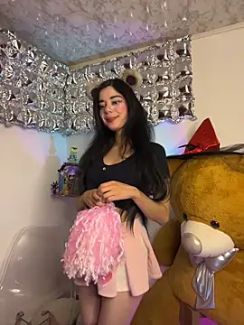 Snapshot of wetbyAlice chatting on 10/24/25, 11:23 wetbyAlice online show from 10/24/25, 11:23