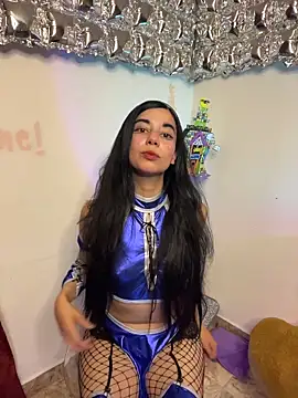 Snapshot of wetbyAlice chatting on 10/26/25, 12:05 wetbyAlice online show from 10/26/25, 12:05