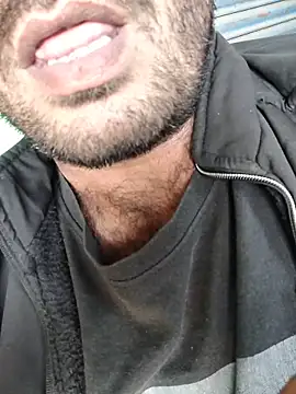 Snapshot of Rajkumarbhaiiii chatting on 11/29/25, 04:15 Rajkumarbhaiiii online show from 11/29/25, 04:15