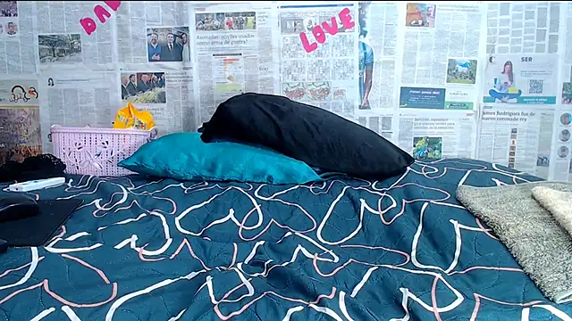 hexaravagina22 online show from 11/09/25, 12:47