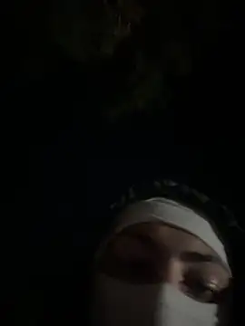 Snapshot of slimshadypt2 chatting on 10/28/25, 02:04 slimshadypt2 online show from 10/28/25, 02:04