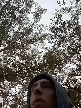 Snapshot of slimshadypt2 chatting on 11/30/25, 05:39 slimshadypt2 online show from 11/30/25, 05:39