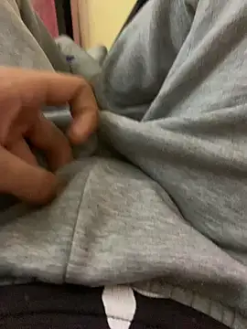 Unique-Man online show from 11/23/25, 07:24