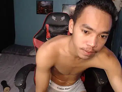 slimraz02 online show from 01/06/26, 06:39