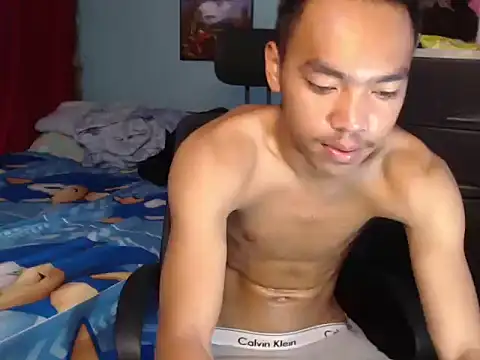 slimraz02 online show from 02/26/26, 02:21