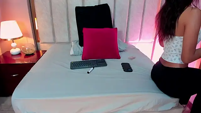 KeimyWilde online show from 12/22/25, 06:27