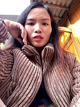 Yunzang online show from 12/22/25, 01:02