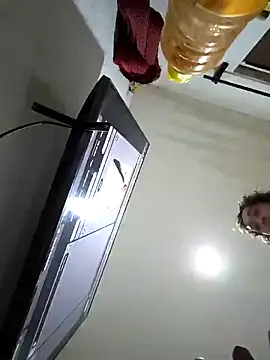 Snapshot of Tu_culonauwu chatting on 11/20/25, 11:48 Tu culonauwu online show from 11/20/25, 11:48