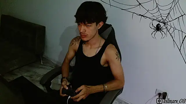 Snapshot of BrayanOconer08 chatting on 10/26/25, 03:23 BrayanOconer08 online show from 10/26/25, 03:23