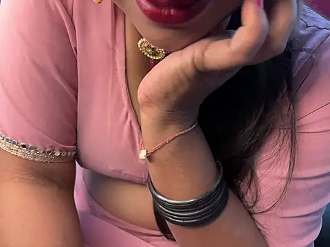 Snapshot of Ritika_janu chatting on 04/26/26, 05:49 Ritika janu online show from 04/26/26, 05:49
