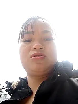 Noelle-e online show from 02/06/26, 03:55