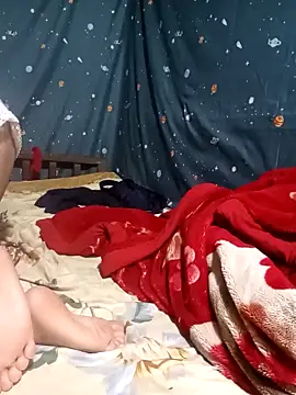 Phoena-a online show from 04/11/26, 07:45