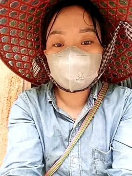 Phoena-a online show from 04/19/26, 09:19