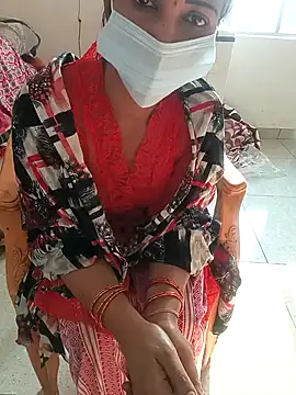 Snapshot of Janvi_kapor chatting on 11/01/25, 09:44 Janvi kapor online show from 11/01/25, 09:44