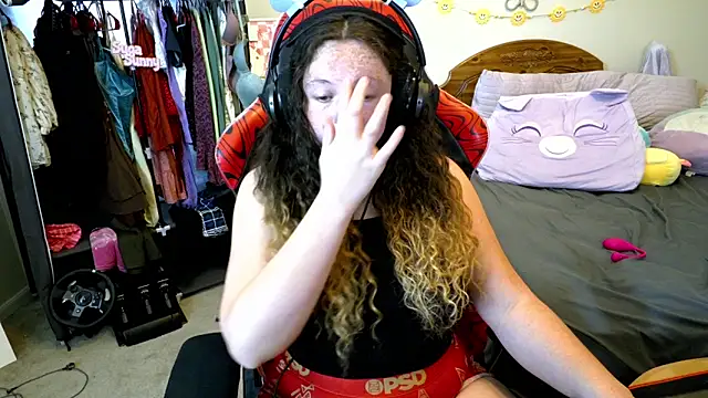 sugasunny04 online show from 05/11/26, 07:11