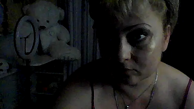 xHot Amazonq online show from 07/24/26, 01:53