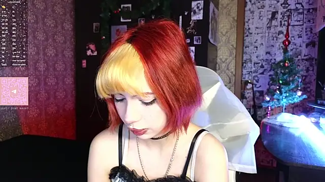 MissMorganMoon online show from 12/18/25, 10:16