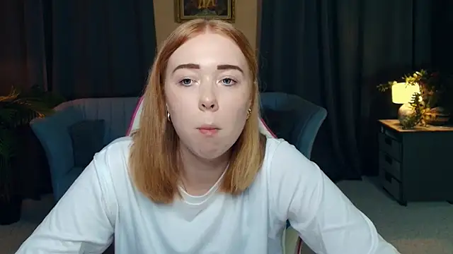 AddieOsler online show from 12/02/25, 07:31