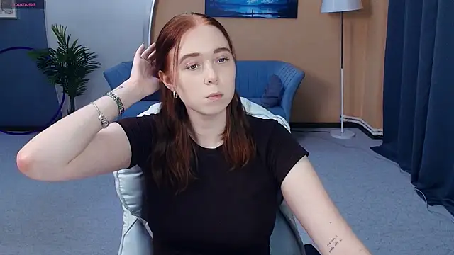 Snapshot of AddieOsler chatting on 06/15/26, 07:38 AddieOsler online show from 06/15/26, 07:38