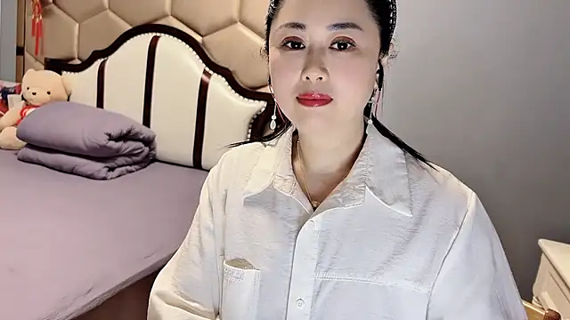 yaoyao22678 online show from 04/12/26, 02:16