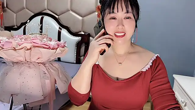 yaoyao22678 online show from 04/17/26, 02:47