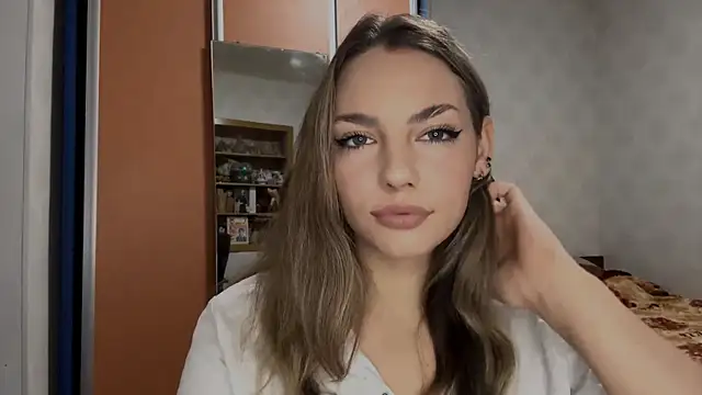 IlanaLafferty online show from 11/30/25, 05:17