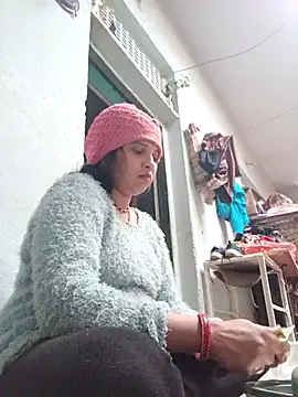 Sabhana cuty online show from 12/22/25, 01:57