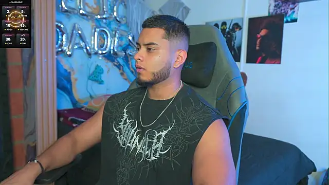 Tiler wolker online show from 02/12/26, 03:23