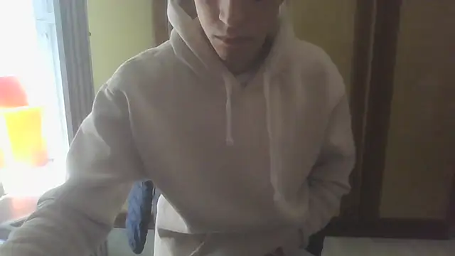 Snapshot of figastrettissima chatting on 04/16/26, 11:11 figastrettissima online show from 04/16/26, 11:11