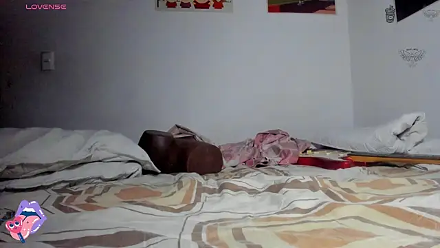 ghostwomaan online show from 05/11/26, 03:51
