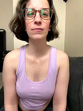 CreamedKitten online show from 12/21/25, 04:36