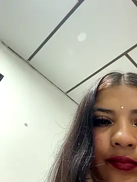 bbunny138 online show from 10/26/25, 12:05