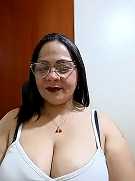 Angie milf50 online show from 10/29/25, 02:14