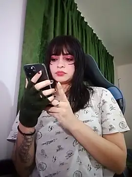 Annagoth  online show from 11/21/25, 05:28