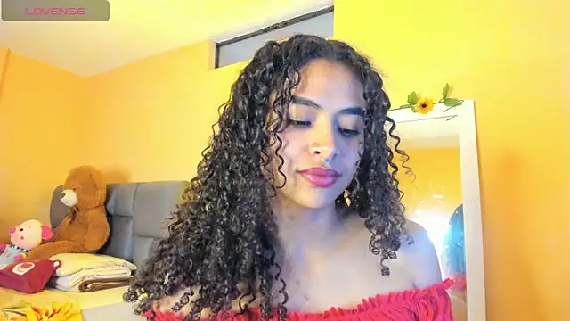 Snapshot of Keniia_rizz chatting on 05/29/26, 06:28 Keniia rizz online show from 05/29/26, 06:28
