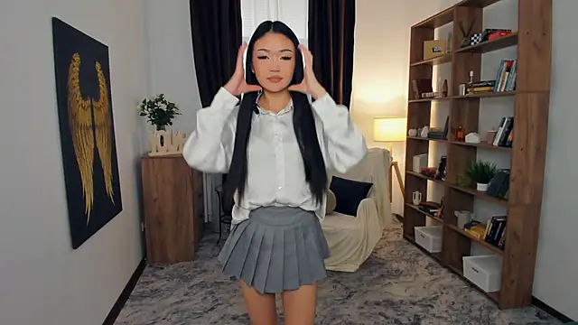 OnieClose online show from 11/11/25, 07:52