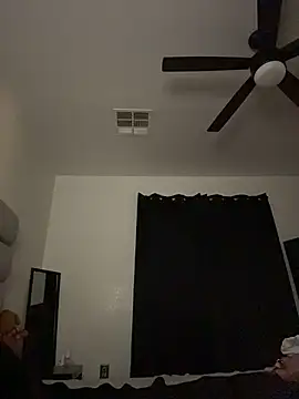 nikkiloveee online show from 06/25/26, 05:56