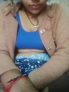 Reshmi 70 online show from 01/13/26, 02:28