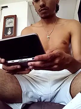 SkinniYamo online show from 03/14/26, 07:30