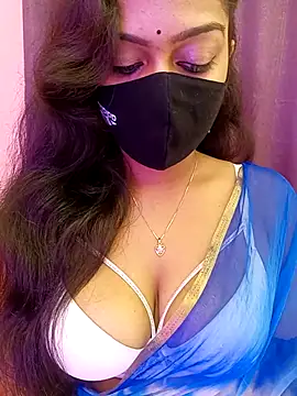 menaxi-baby7 online show from 12/19/25, 04:41