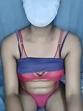 Snapshot of Cutie_Miya chatting on 02/23/26, 02:14 Cutie Miya online show from 02/23/26, 02:14