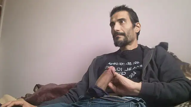 Ash59055 online show from 11/26/25, 12:39