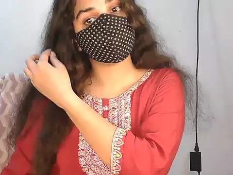 Cutie Sonam online show from 04/03/26, 12:08